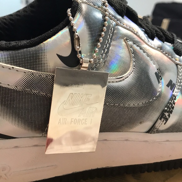 Limited edition holographic retro Nike AirForce 1 - Picture 2 of 3